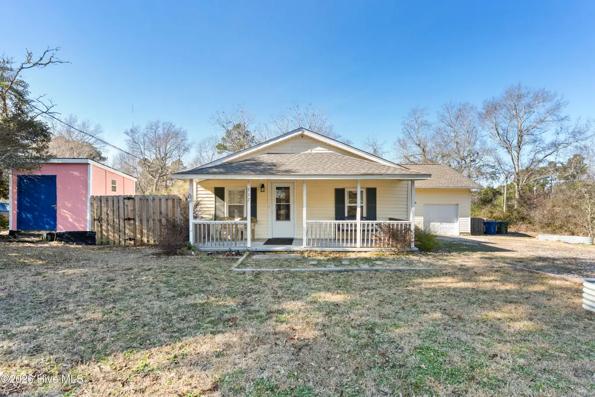 552 Tar Landing Road, Holly Ridge, NC 28445 - Image #1