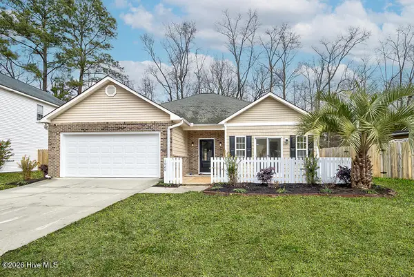 1020 Lake Norman Lane, Leland, NC 28451