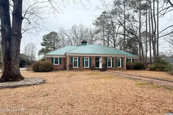 830 W Covington Street, Laurinburg, NC 28352