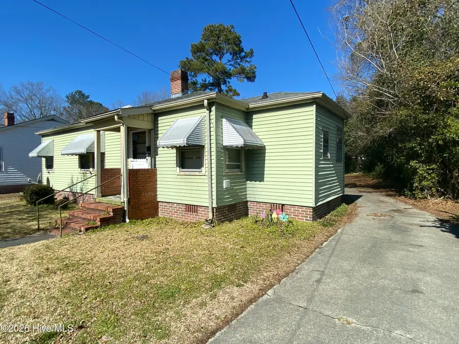 1007 W Washington Avenue, Kinston, NC 28501 - #2