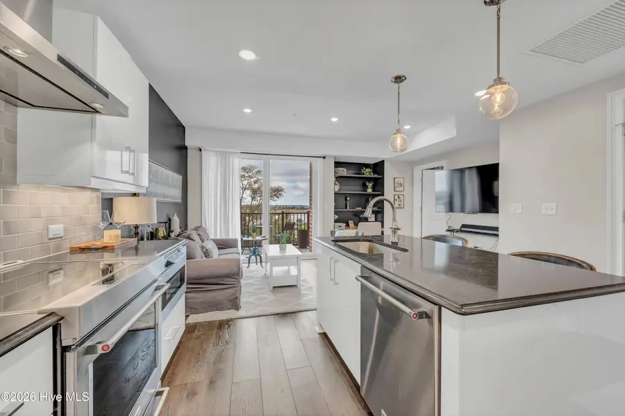 10 Grace Street #403, Wilmington, NC 28401 - #3