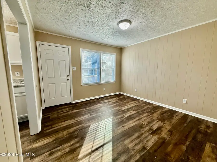 103 Ellenton Avenue, Hamlet, NC 28345 - #3