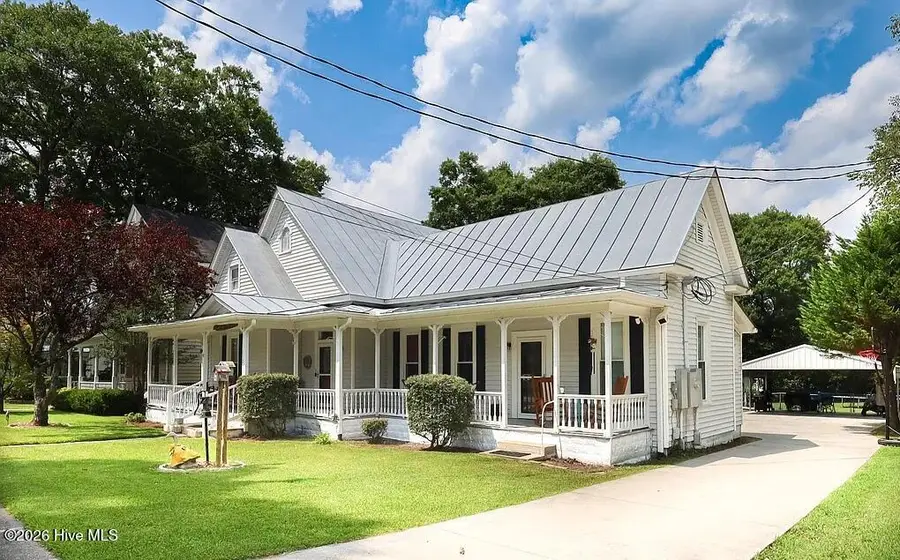 112 W Foy Street, Richlands, NC 28574 - #2