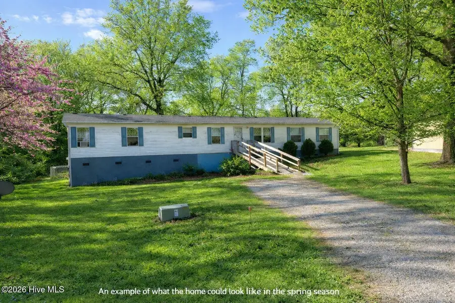 3205 Deanswood Drive, Kinston, NC 28504 - #2