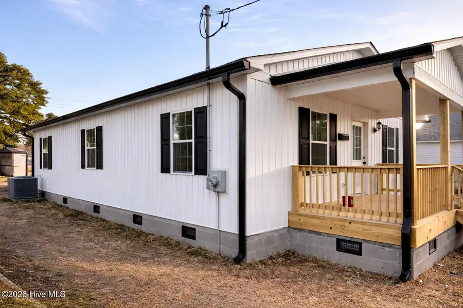 1306 Fisher Street, Morehead City, NC 28557 - #3