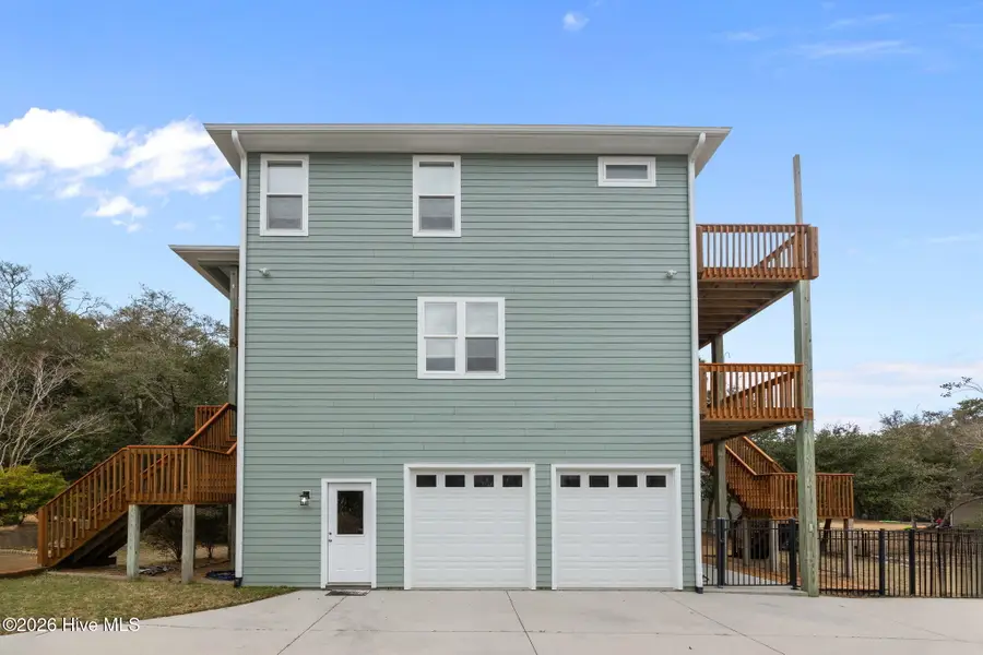 7118 Archers Creek Drive, Emerald Isle, NC 28594 - Image #2