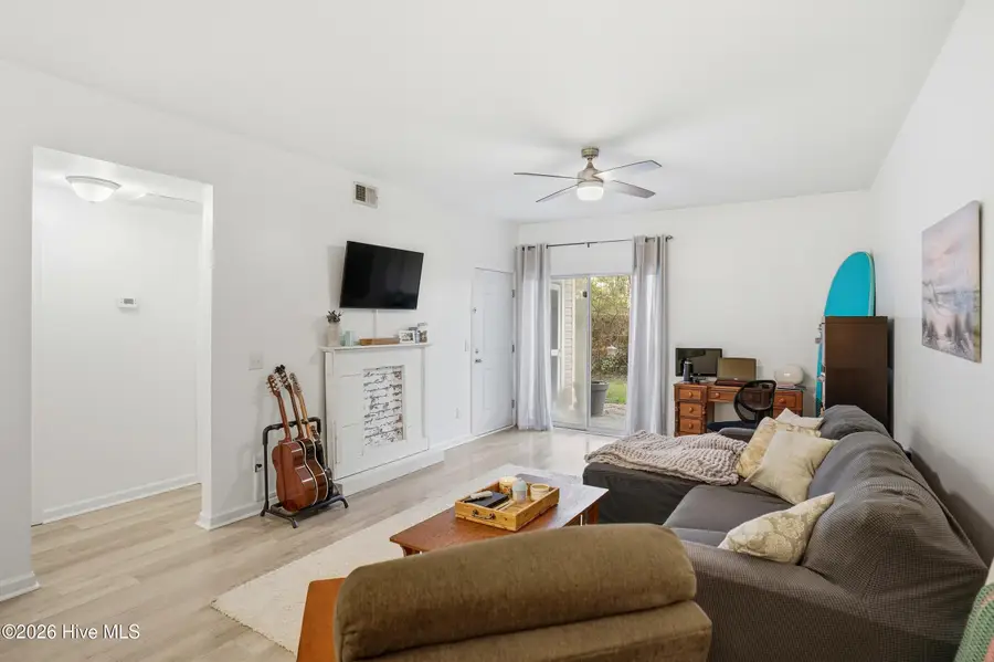 727 Bragg Drive #Apt C, Wilmington, NC 28412 - #3