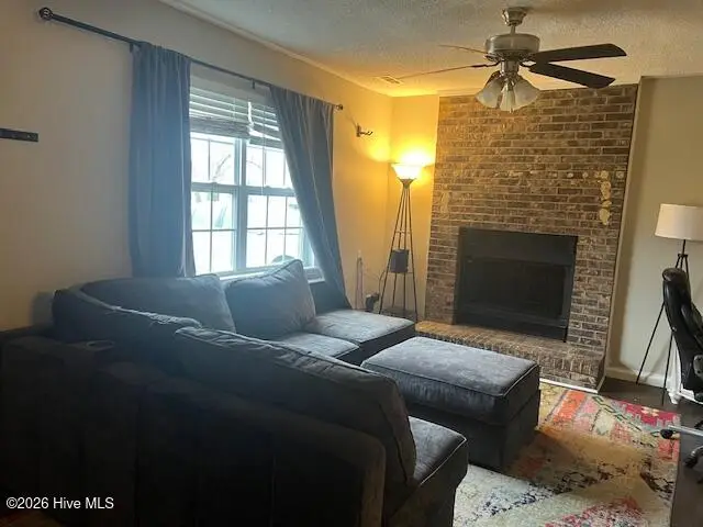 452 Hunting Green Drive, Jacksonville, NC 28546 - Image #2