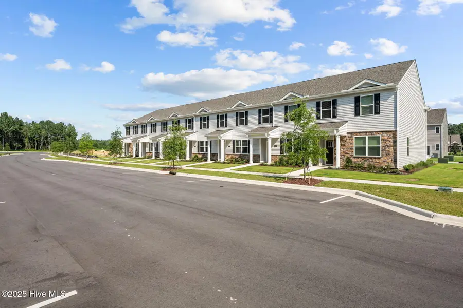 1028 Bayard Wootten Way, New Bern, NC 28562 - Image #2