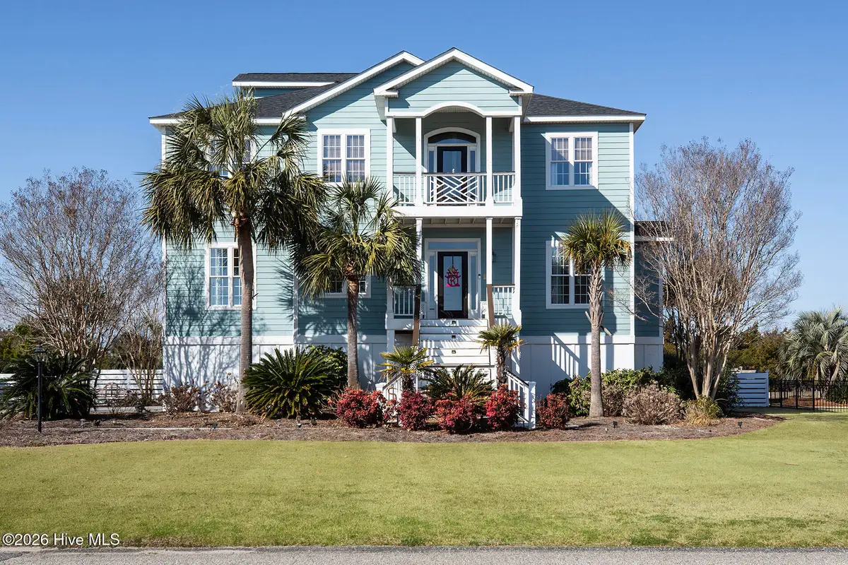 8308 Lakeview Drive, Wilmington, NC 28412 - #1