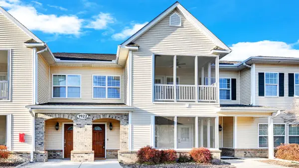 1922 Tara Court #204, Greenville, NC 27858