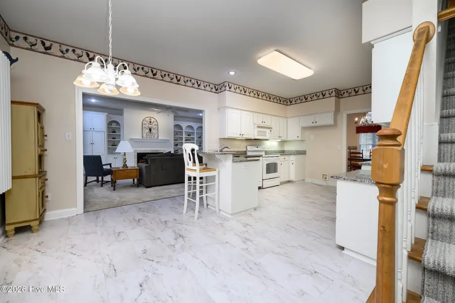 119 Saint Andrews Circle, New Bern, NC 28562 - #3