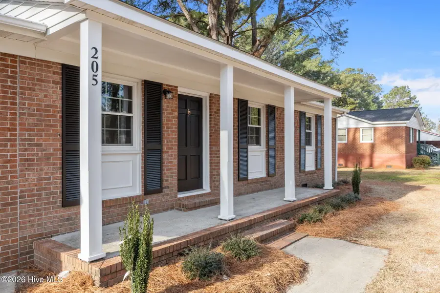 205 W 16th Street, Washington, NC 27889 - #3