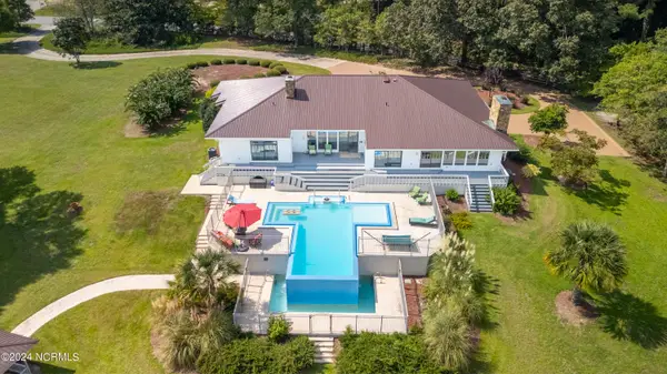 101 Elizabeth Road, Elizabethtown, NC 28337