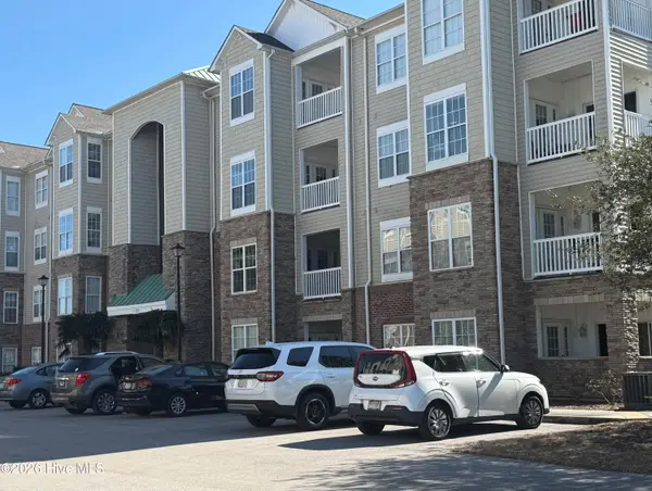 300 -322 Gateway Condos Drive #322, Surf City, NC 28445