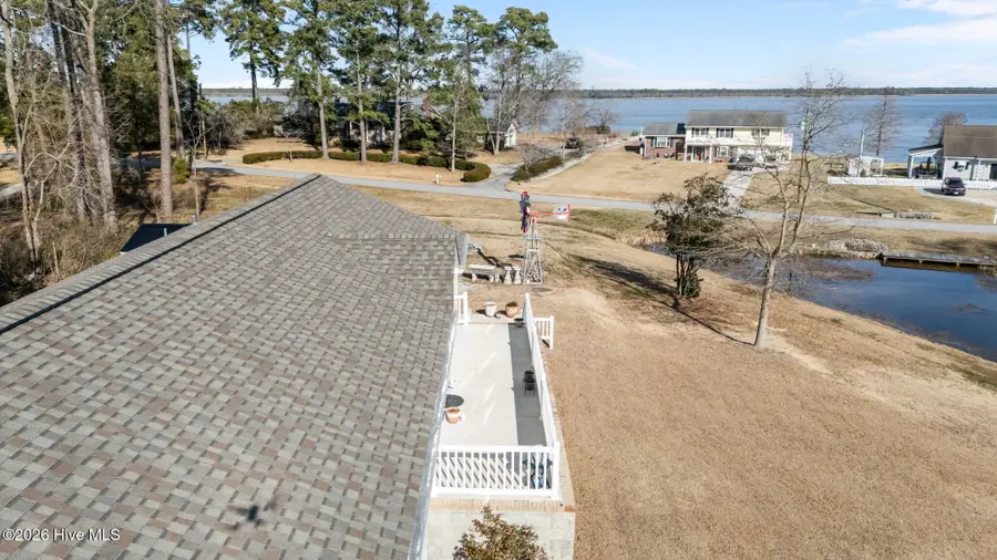 2122 Neuse Cliffs Circle, New Bern, NC 28560 - #3