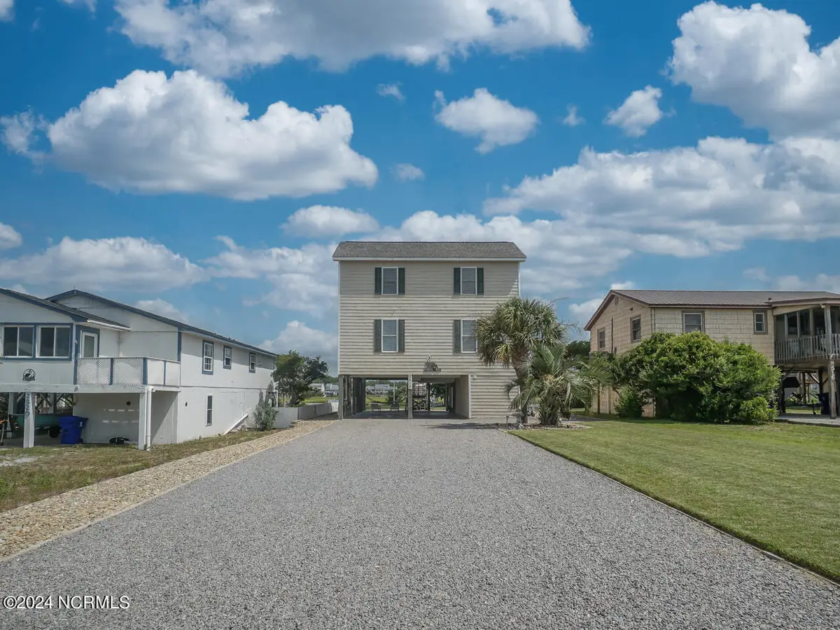 2518 W Pelican Drive, Oak Island, NC 28465 - #1