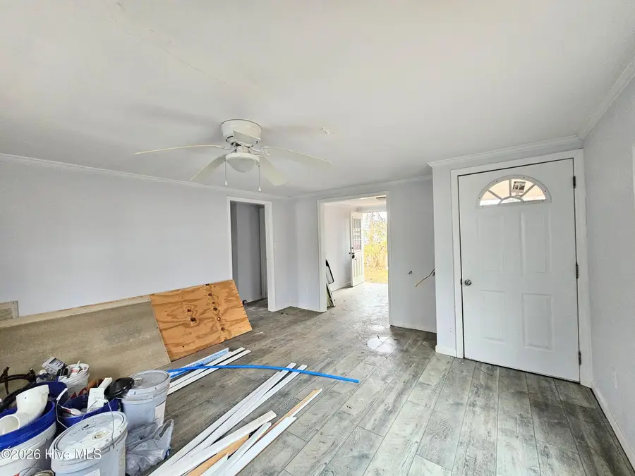 410 Devane Street, Wallace, NC 28466 - #3