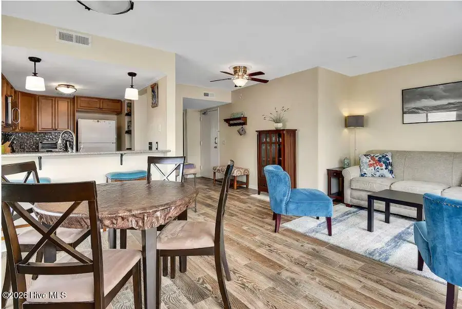 1509 Carolina Beach Avenue N #E1, Carolina Beach, NC 28428 - #3