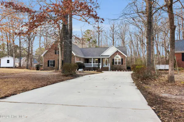 608 Deerfield Drive, New Bern, NC 28562