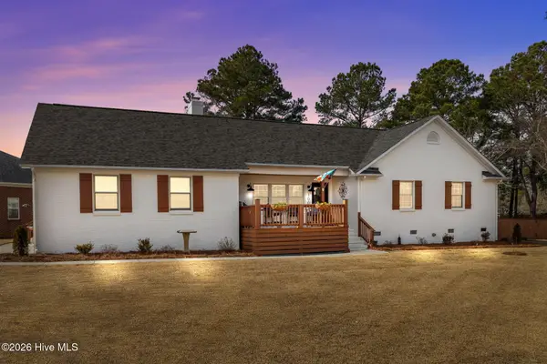 100 Stevens Court, Swansboro, NC 28584