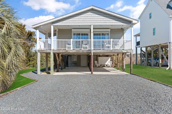 316 E Dolphin Drive, Oak Island, NC 28465