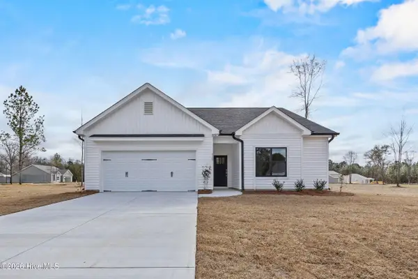 405 Alice Lane, Burgaw, NC 28425