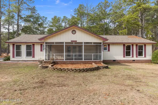 30080 Deercroft Drive, Wagram, NC 28396