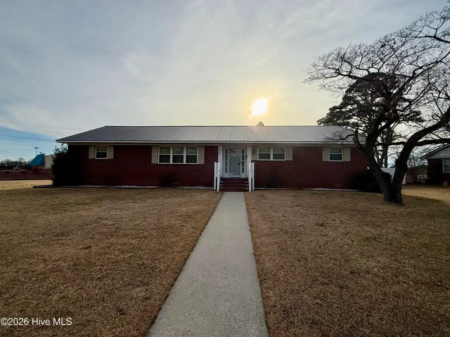 212 Sunset Drive, Williamston, NC 27892 - #2