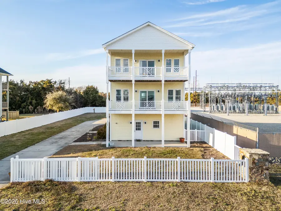 232 Grandview Drive, Sneads Ferry, NC 28460 - #2