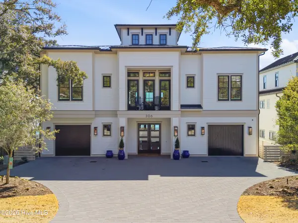 306 E Bay Street, Southport, NC 28461