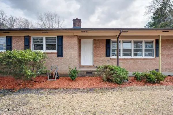 1410 Phillips Avenue, New Bern, NC 28562