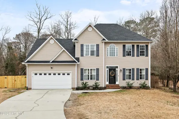 226 Middle Ridge Drive, Hubert, NC 28539