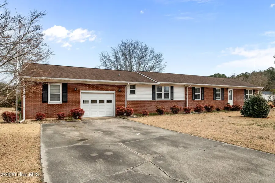 685 Saint Joseph Street, Grifton, NC 28530 - #2