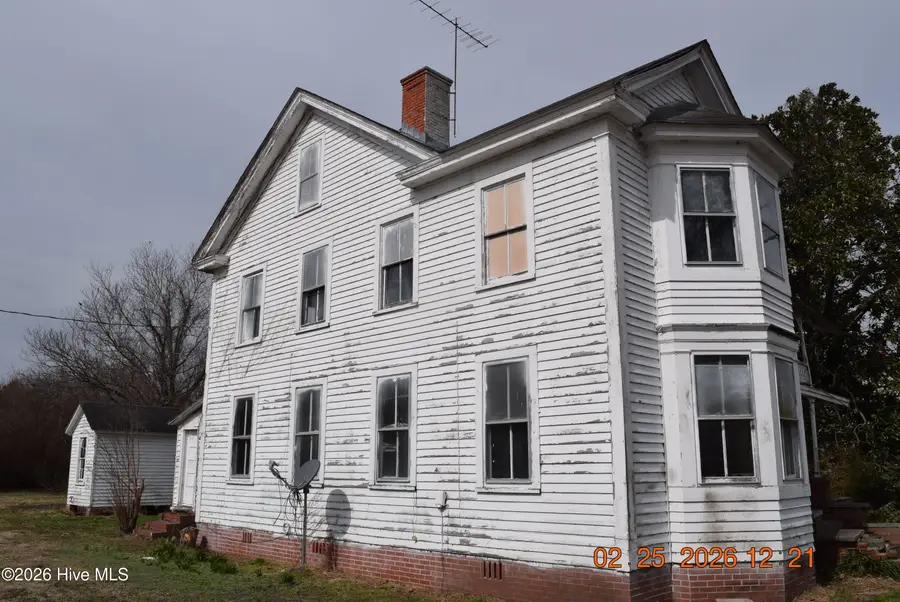 519 Church Street, Fairfield, NC 27826 - #3