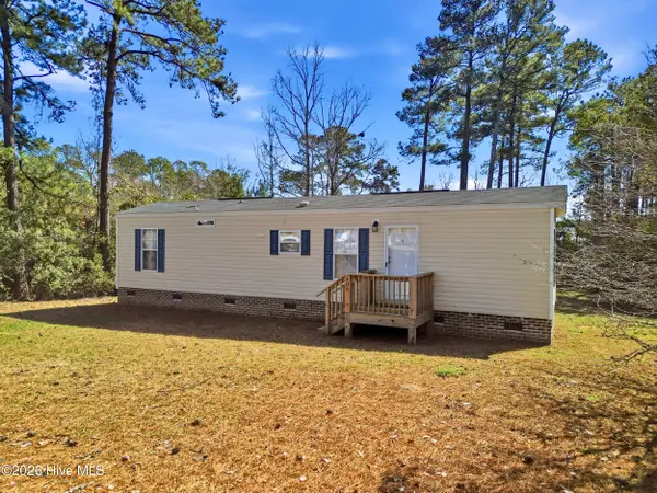 109 Quail Point Drive, Hubert, NC 28539