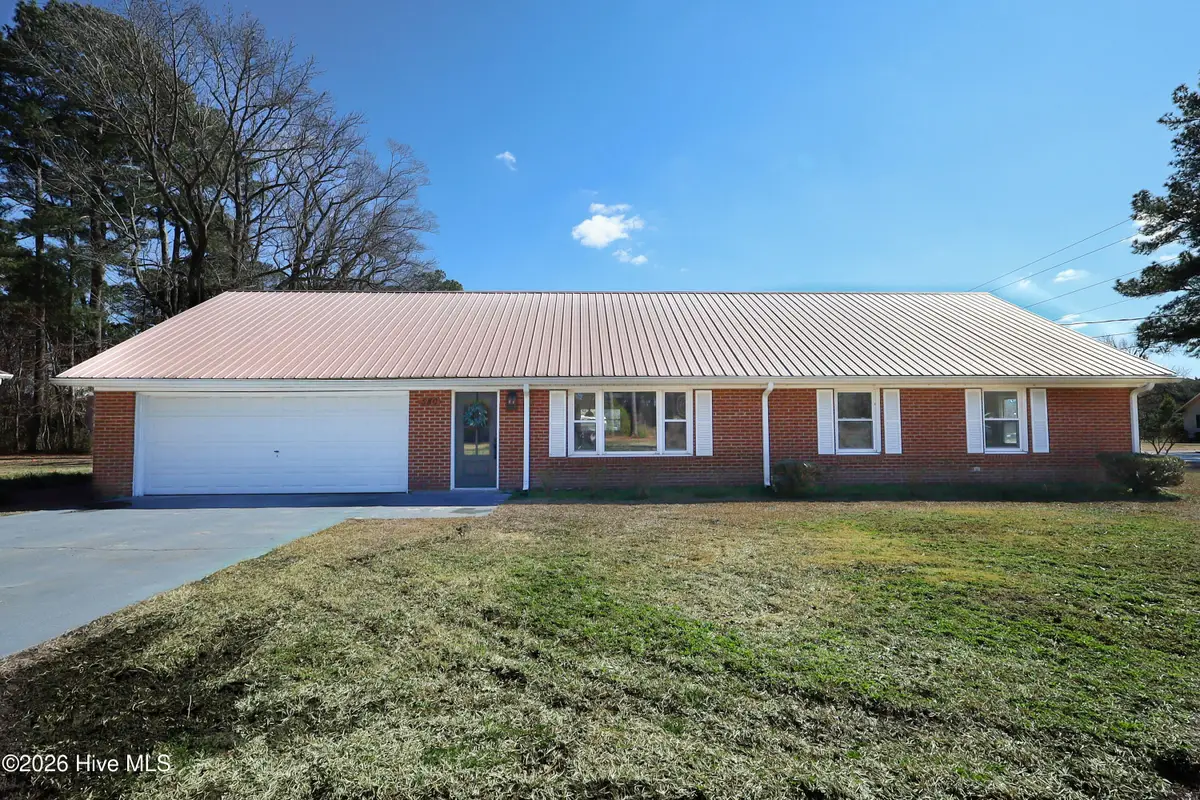 580 Koonce Fork Road, Richlands, NC 28574 - #1