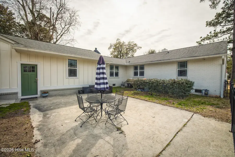 2401 Westminister Way, Wilmington, NC 28405 - #3