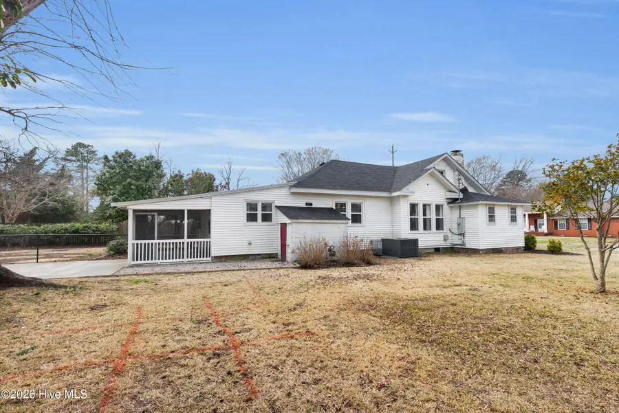 271 Farmlife Avenue, Vanceboro, NC 28586 - #3