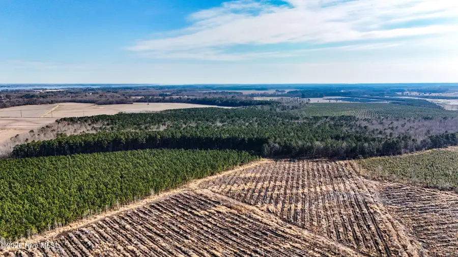 22 Ballahack Road, Hertford, NC 27944 - #2