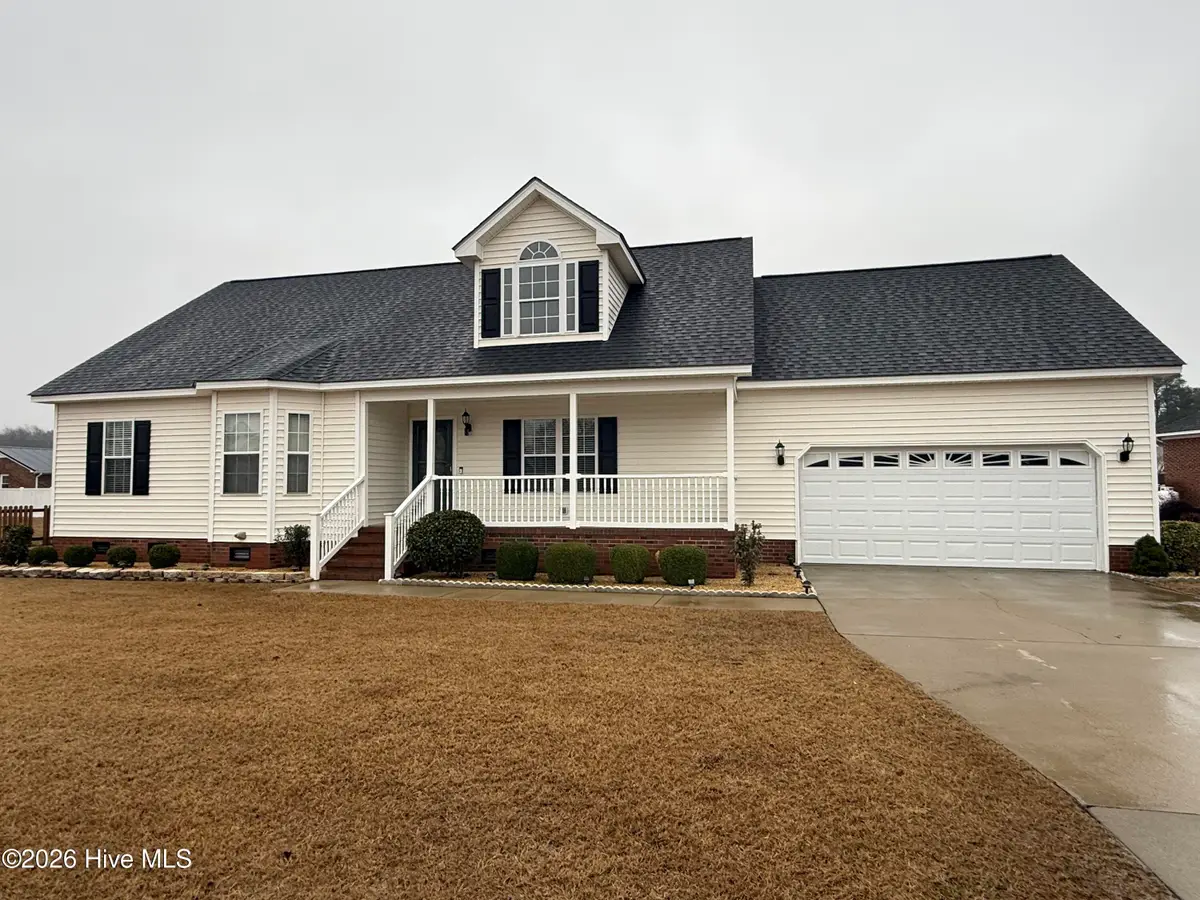 102 N Woodridge Drive, Pikeville, NC 27863 - #1