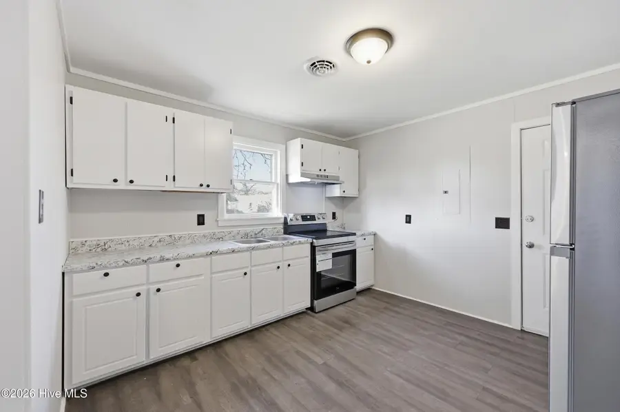 410 Bank Street, Elizabeth City, NC 27909 - #2