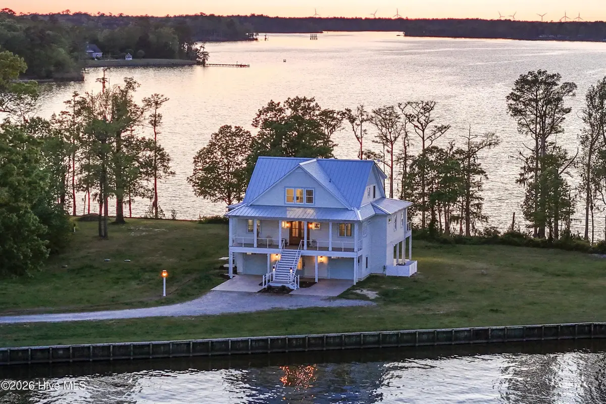 333 N Island Crossing, Edenton, NC 27932 - #1