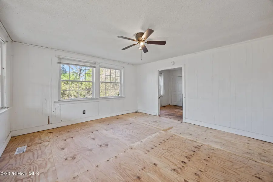 306 Easy Street, La Grange, NC 28551 - #3