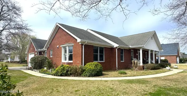 1601 River Bluff Road, Morehead City, NC 28557