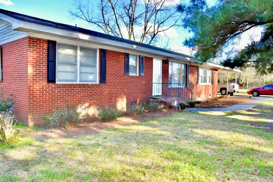5271 Tobacco Road, Orrum, NC 28369 - #2