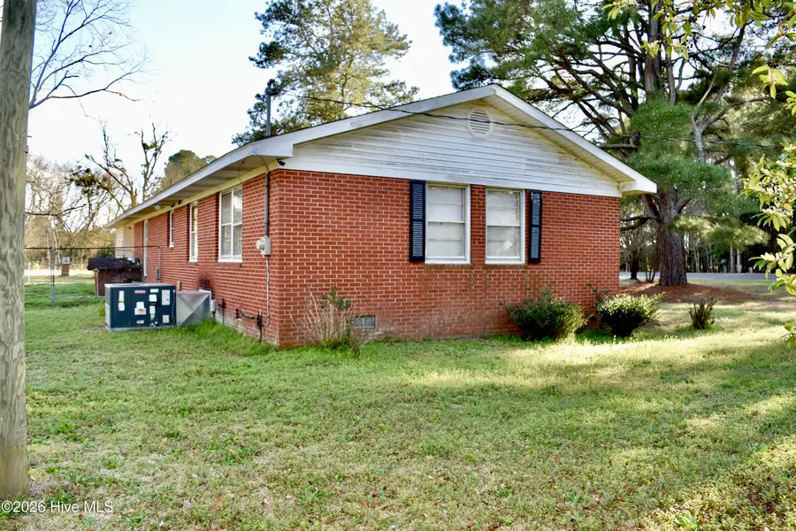 5271 Tobacco Road, Orrum, NC 28369 - #3