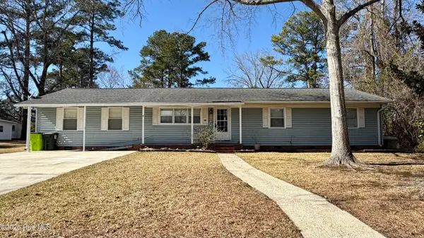 1113 Cherry Tree Drive, New Bern, NC 28562