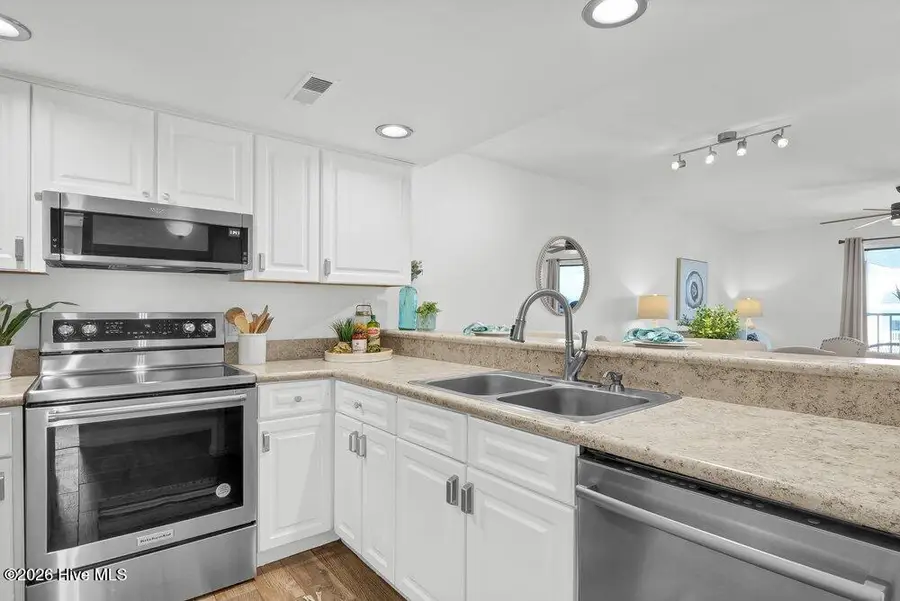 1518 Lake Park Boulevard S #Apt 3d, Carolina Beach, NC 28428 - #3