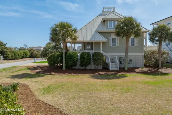 1 Cape Lane, North Topsail Beach, NC 28460